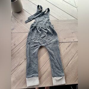 Simple Sawyer l Gray Romper l Unisex Size: 2T/3T